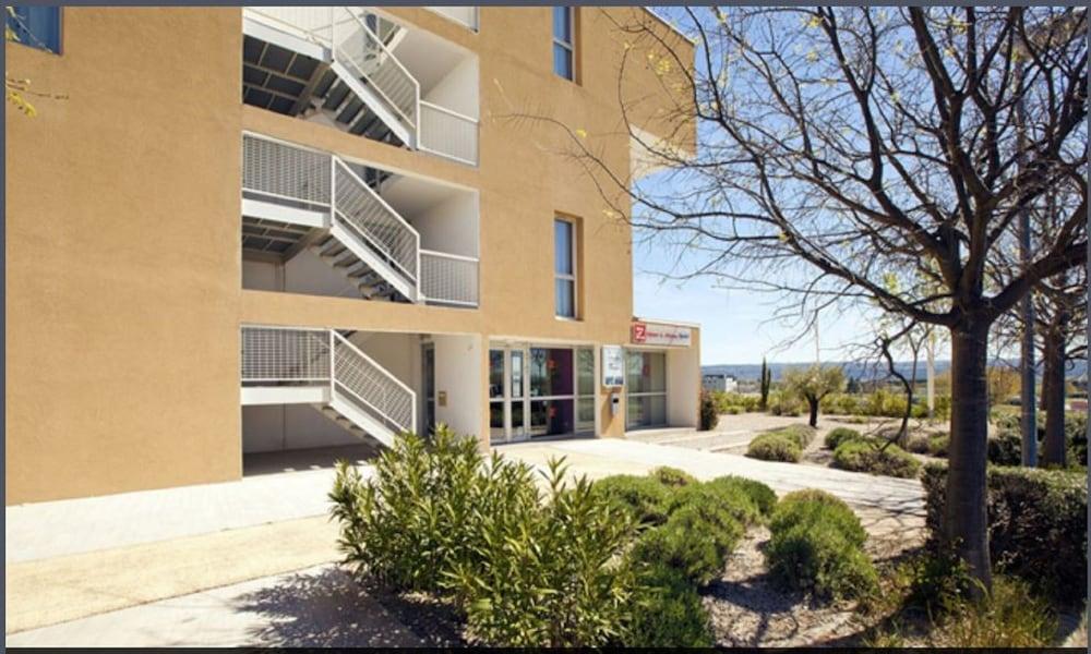 Apparthotel Sejours & Affaires Manosque Dış mekan fotoğraf