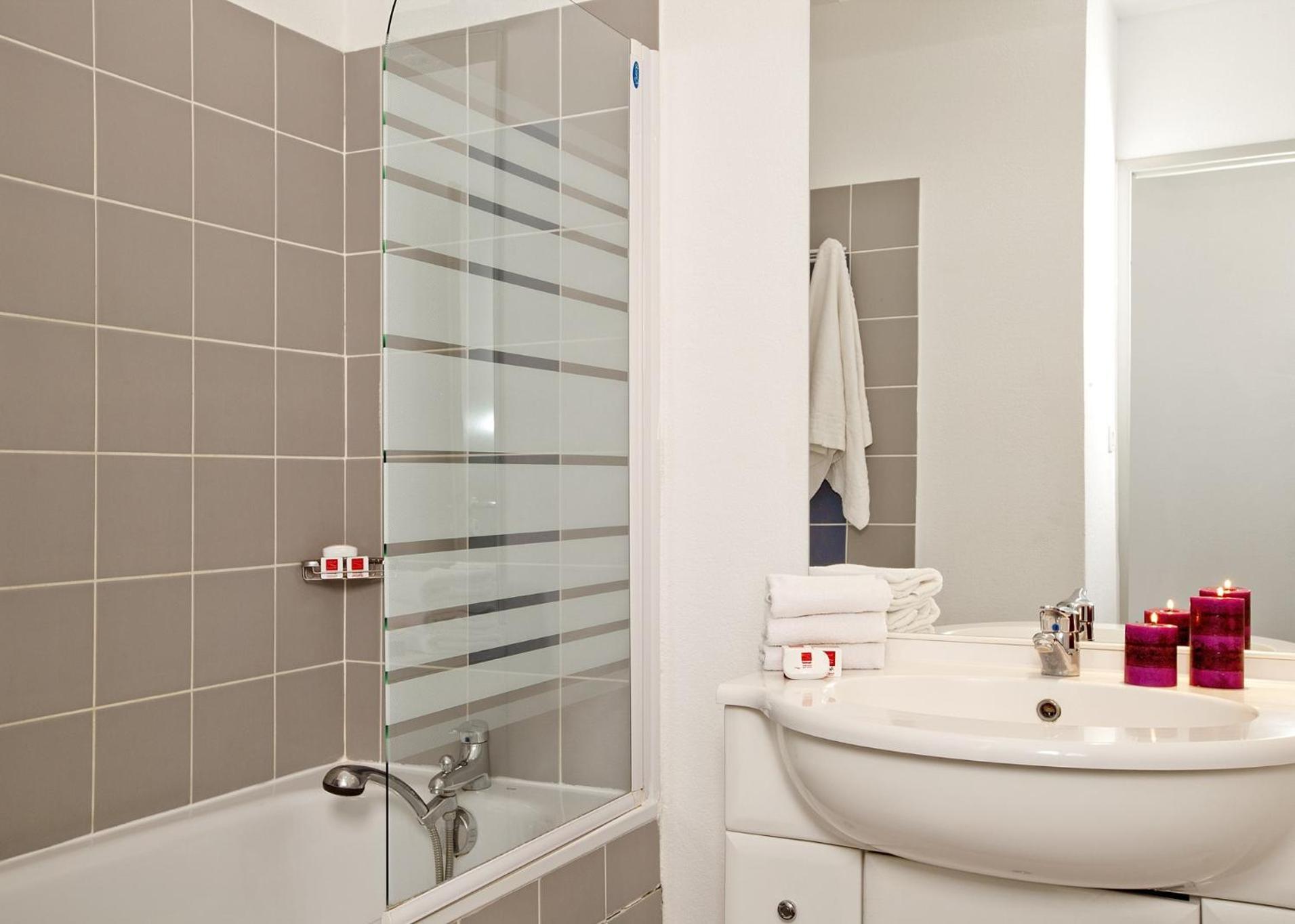 Apparthotel Sejours & Affaires Manosque Dış mekan fotoğraf