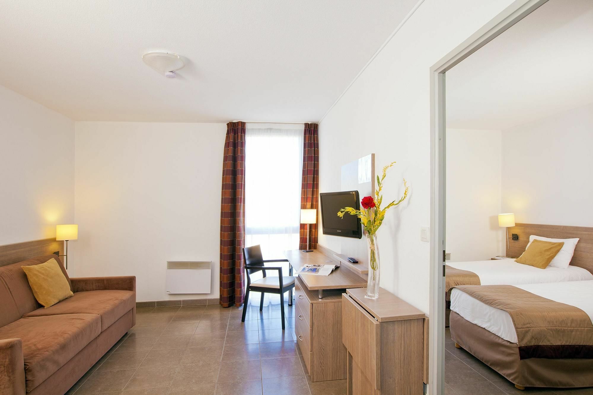 Apparthotel Sejours & Affaires Manosque Dış mekan fotoğraf