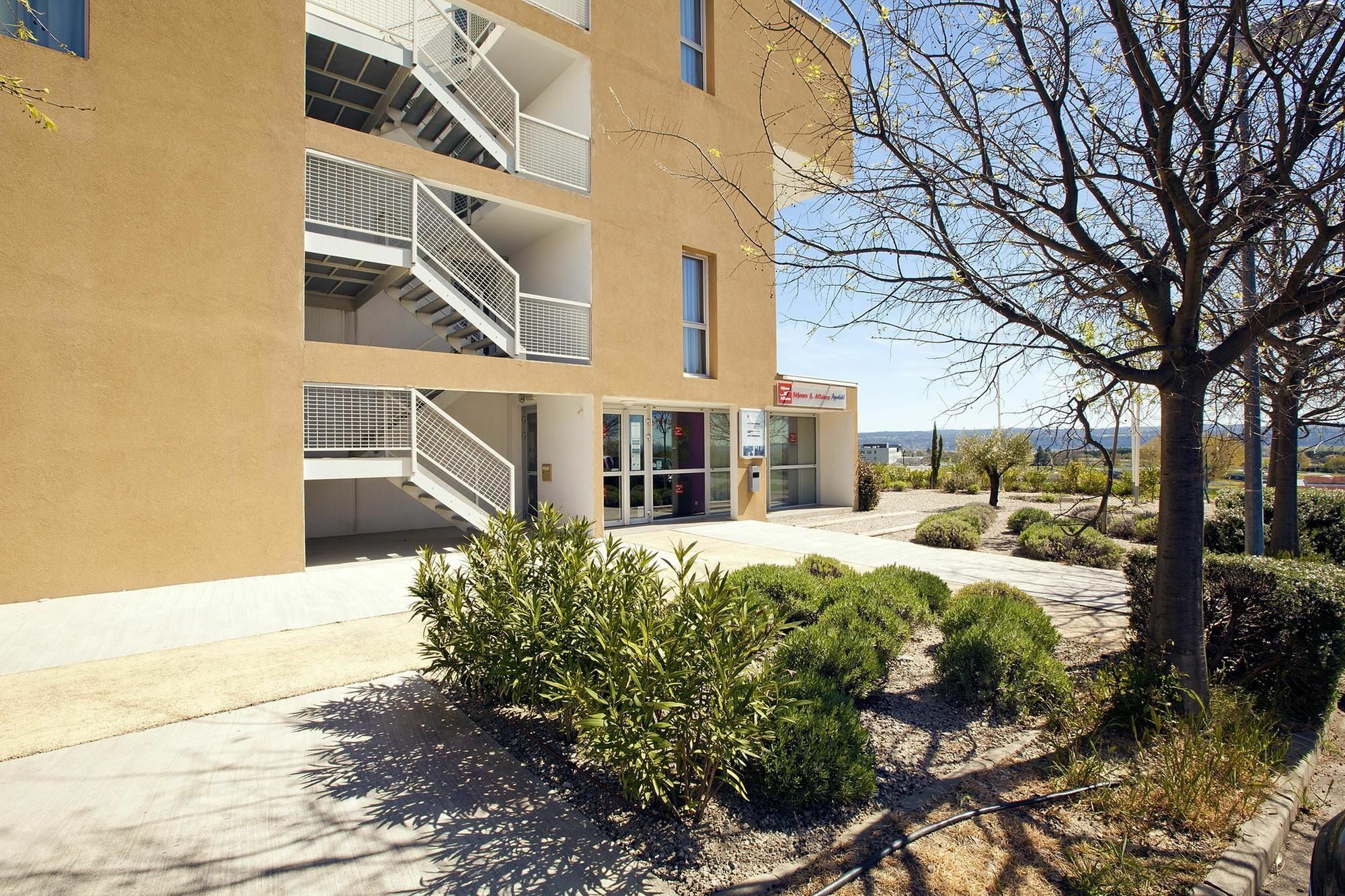 Apparthotel Sejours & Affaires Manosque Dış mekan fotoğraf